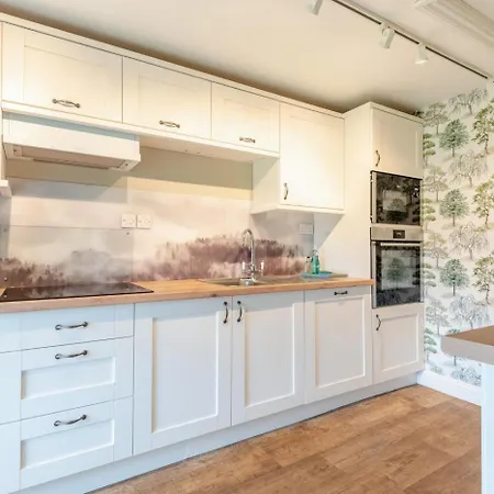 2 Bed In Oc-p44225 * Greystoke