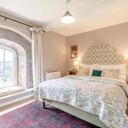 2 Bed In Oc-p44225 * Greystoke