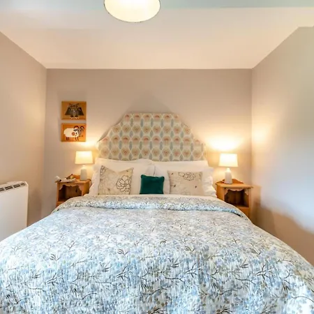 2 Bed In Oc-p44225 Greystoke