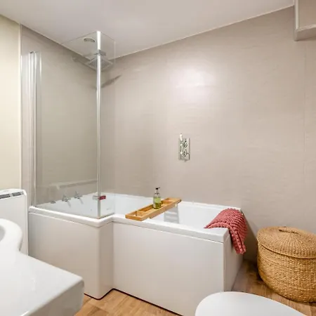 2 Bed In Oc-p44225 * Greystoke